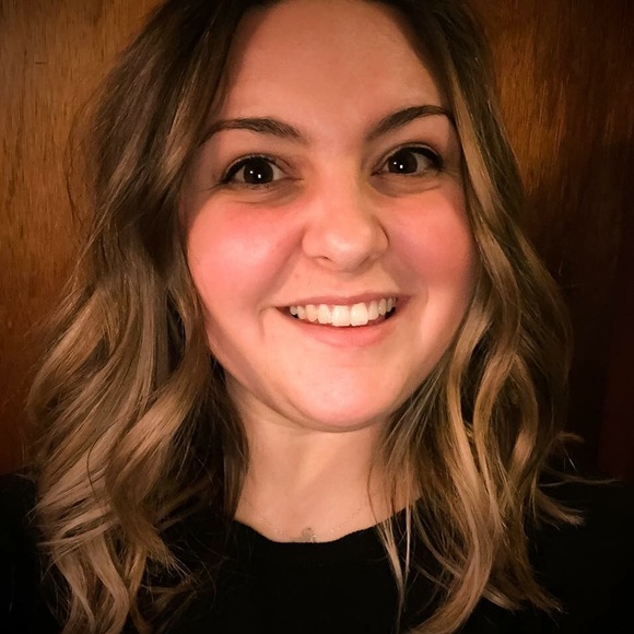 Meet your Posher, Katherine - Picture 1 of 1